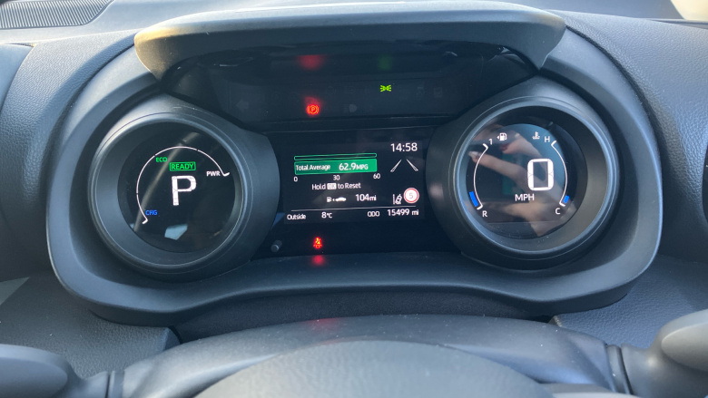 Toyota Yaris 1.5 Hybrid Design 5dr CVT Hybrid Hatchback